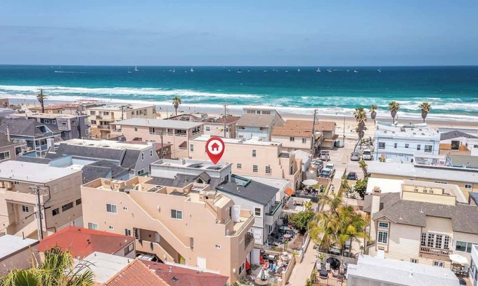 Mission Beach House | Steps From the Beach & Belmont