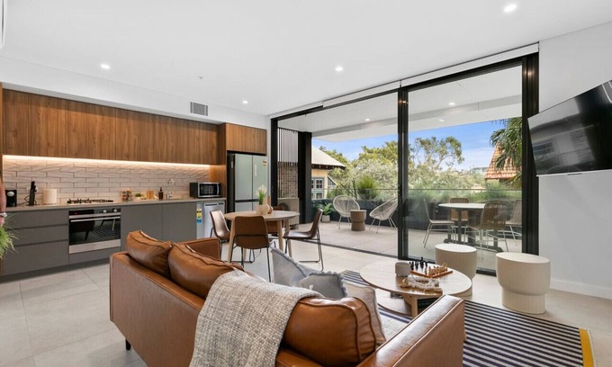 Coogee Apartment | Coogee Beachside Hideaway - 10/10 Rated with Ocean Views