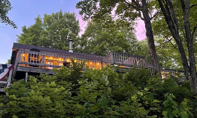 Michigamme Cottage | Idyllic Getaway Near Lake Michigamme with Top Amenities