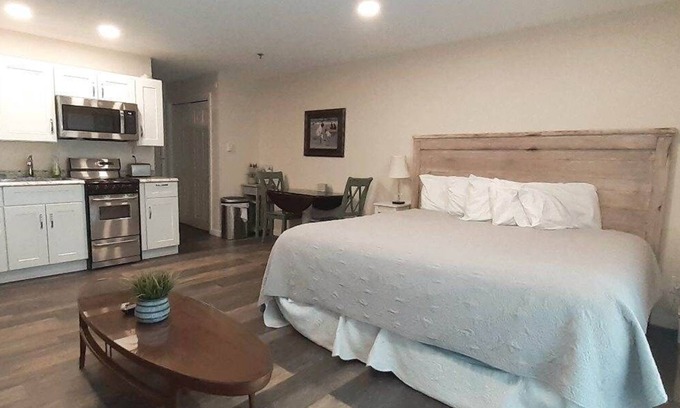 Wells Beach Condo | Steps from Wells Beach: Bellevue by the Sea Awaits You