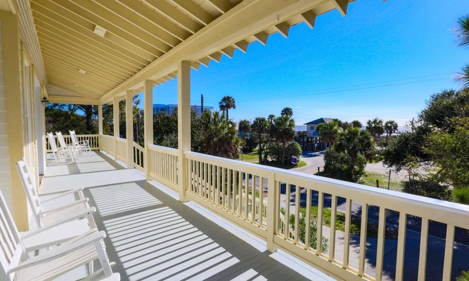 Folly Beach House | Ocean View Retreat: Steps to Beach, Pet Friendly & Relaxing
