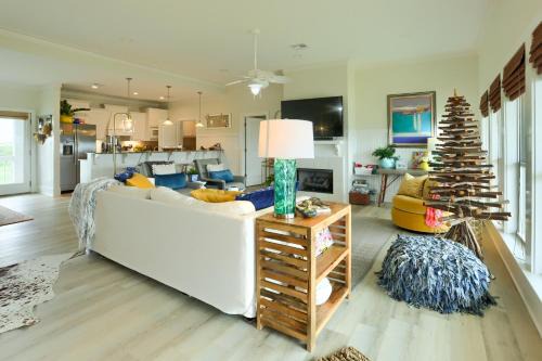 Port Bolivar House | Modern Bolivar Beach House Steps from the Sand & Ocean Views
