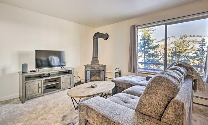 Dillon Apartment | Cozy All-Season Condo Near Dillon Reservoir Awaits You
