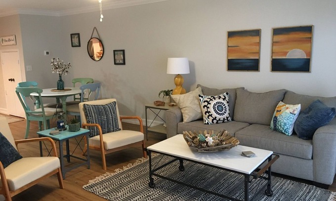 Ormond-by-the-Sea Condo | Unwind Steps from Pristine Beach with Oceanfront Amenities