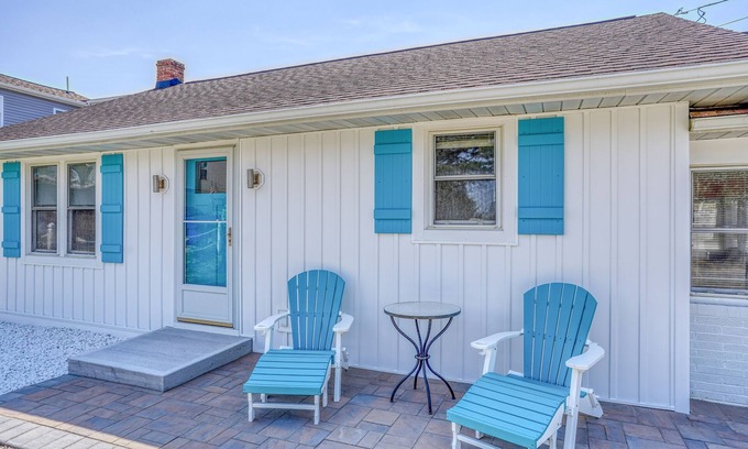 Broadkill Beach Cottage | Exceptional Beachside Cottage with Pool and Ocean Views
