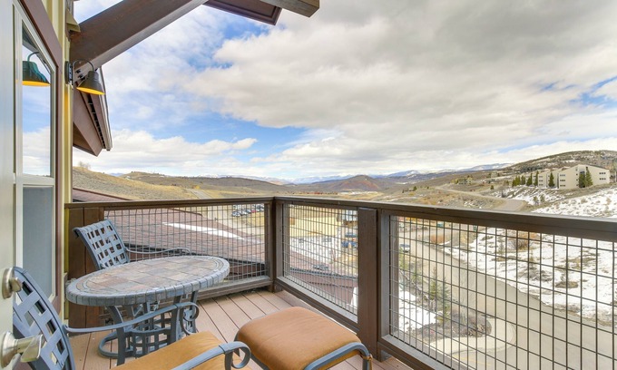 Silvercreek Condo | Base Camp One Resort: Steps from Ski Lifts & Inviting Amenities