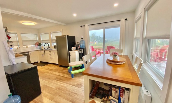 Stanhope House | Steps to Stanhope Beach & Golf Course!