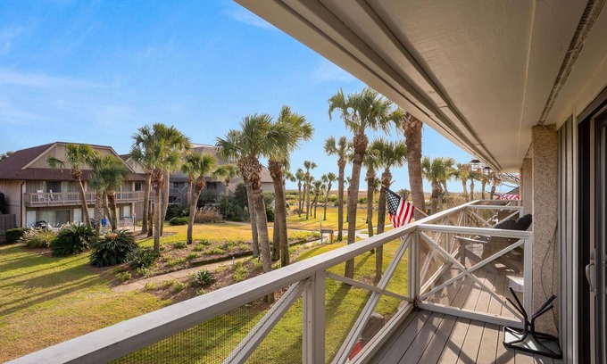 Saint Helena Island Villa | Beachside Retreat with Golf Cart, Private Pool & Pet Friendly