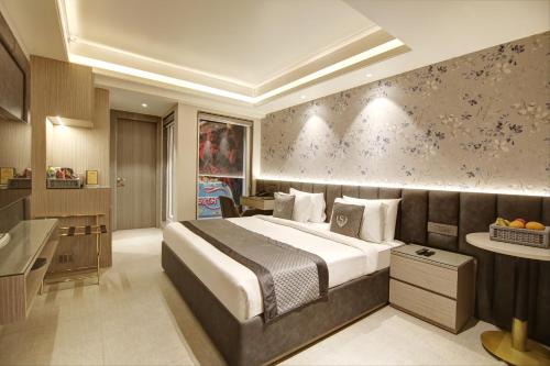 DLF Phase 3 Hotel | Tranquil Stay at Stepstones Hotel & Inn in Gurgaon