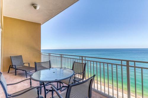 Thomas Drive Apartment | Remarkable Sterling Beach I: Oceanfront Retreat Awaits