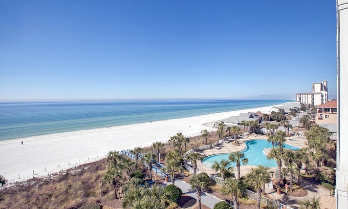 Thomas Drive Condo | Relax at Sterling Beach Resort: Ocean View & Spa Awaits