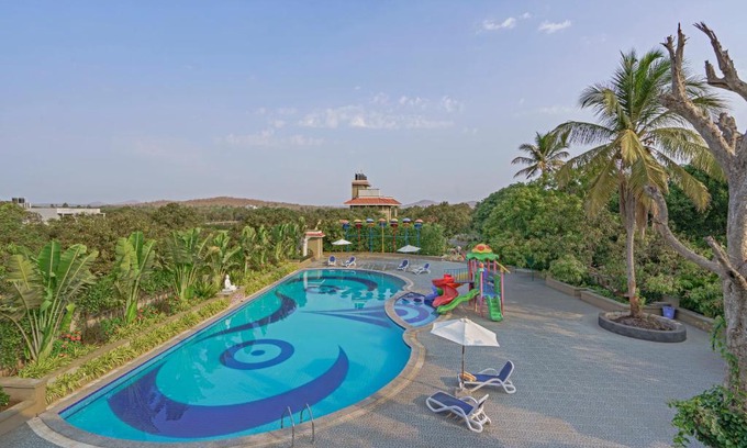 Talala Resort | Enjoy Oceanfront Relaxation at Sterling Gir Hotel