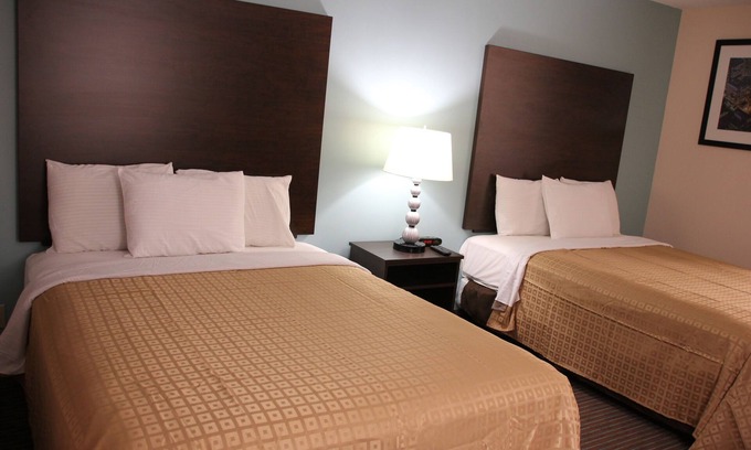 Niagara Falls Hotel | Eco-Friendly Sterling Inn: Convenient Stay Near Niagara Falls