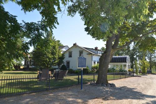 Adjala-Tosorontio Bed & Breakfast | Relaxing Retreat at Stevenson Farms-Harvest Spa B & B