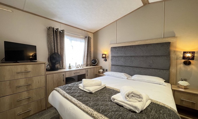 St. Andrews Cottage | Stewart Resort Lodge: Pet-Friendly Retreat Near St Andrews