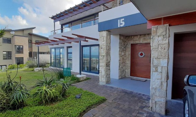 Still Bay Apartment | Cozy Stilbaai Apartment with Parking & Scenic Views