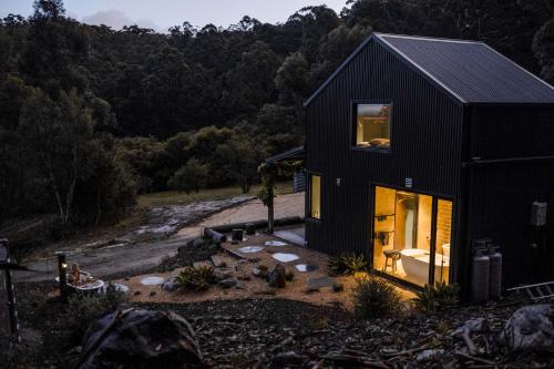 Shadforth House | Stillwood Retreat - Secluded Boutique Escape, Denmark, Western Australia