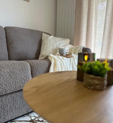 Einigen Apartment | Stilvoll, am Thuner See, nähe Interlaken, Familienfreundlich mit Garten, WIFI
