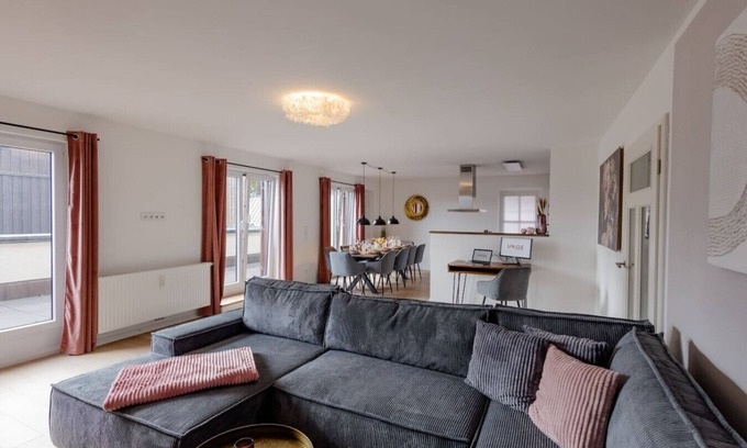 Feldafing Apartment | Stilvolle 115qm I Terrasse I BBQ
