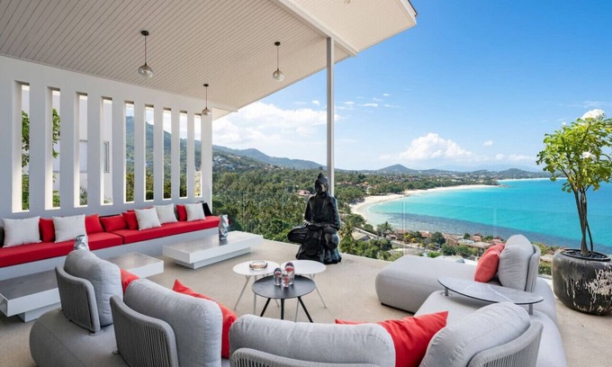 Maret House | STK Villa: 4BR Oasis with Oceanfront Views & Private Pool