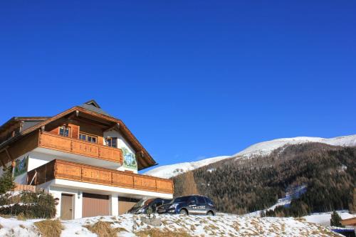 Bad Kleinkirchheim Apartment | Pet-Friendly Stoanock Diamant: Rated 10/10 for Comfort
