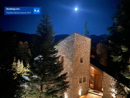 Kato Pedina Villa | Experience Stodasos: 4-Star Stay with Hot Tub & Dining