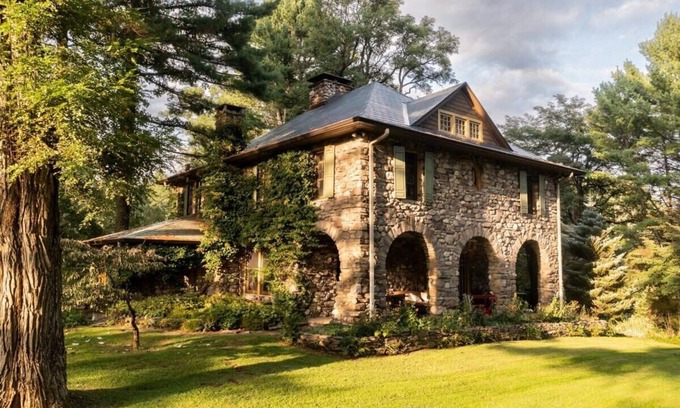 Forestburgh House | Stone Arches: Relaxing Estate with Pool and Spa Amenities
