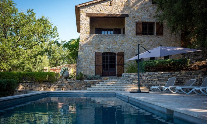 Lorgues House | Idyllic Stone Bastide: Pool, Spa & Scenic Views Await