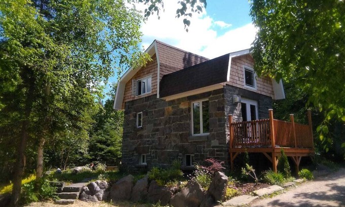 Terra Nova Villa | Discover Stone House with Scenic Outdoor Living Space