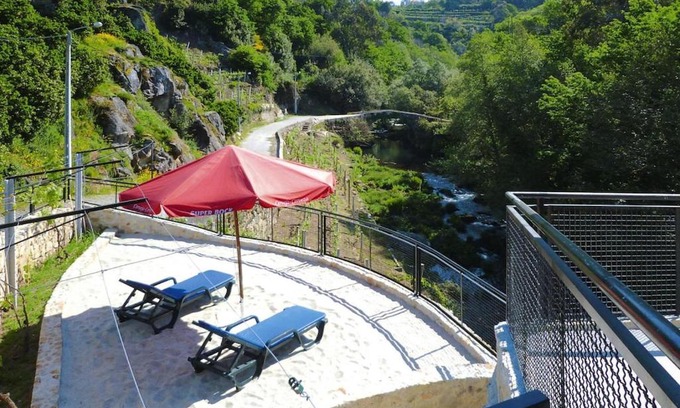 Macieira de Cambra House | Pet-Friendly Holiday Home Vale de Cambra with Pool