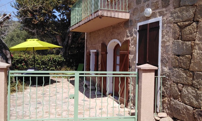 Monacia-d'Aullene House | Charming Stone House with Ocean View in Coastal Village