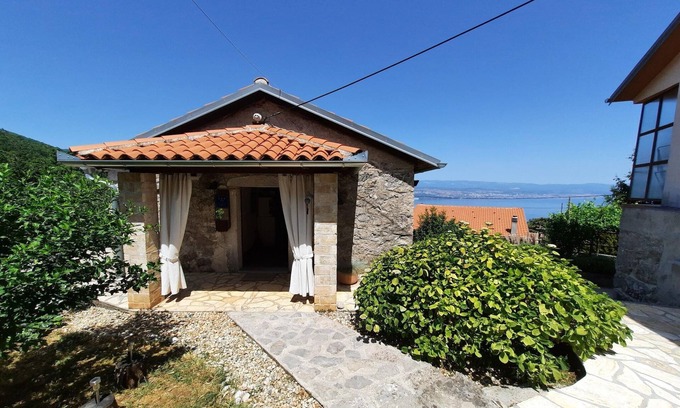 Opatija House | Cozy Holiday Home Iva in Lovran with Panoramic Views