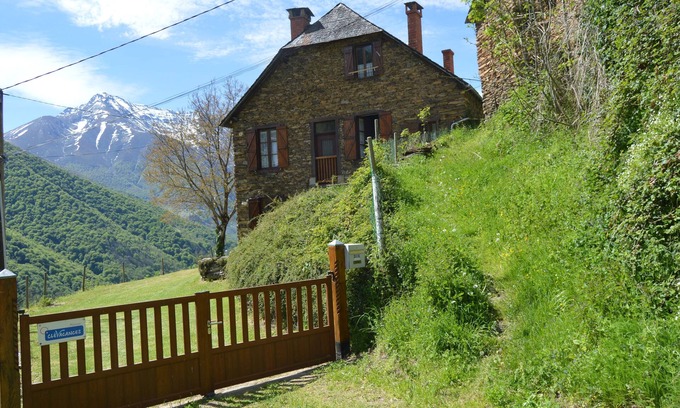 Sentein House | Characterful Stone House in Ariège Natural Park - 9.8/10