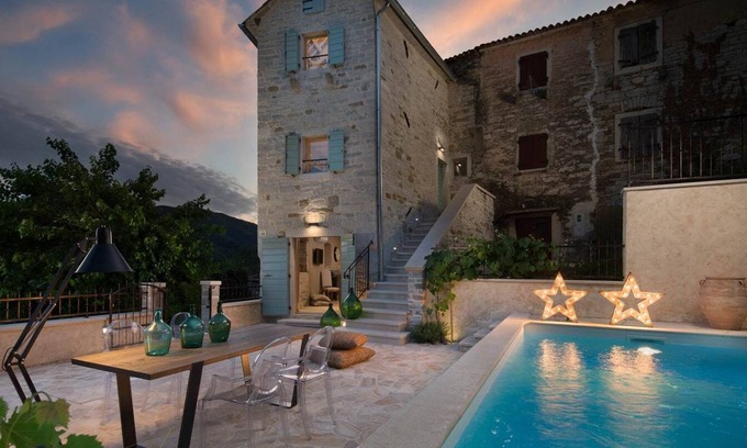 Gradinje House | Stone house with pool with hydromassage, panoramic view