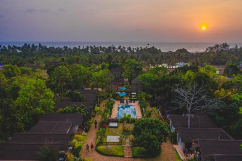 Mandrem Resort | Relax at Stone Wood Resort, Mandrem with Oceanfront Views
