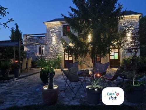 Krmed House | Relax at Stonehouse Ana with Jacuzzi in Rovinj-Krmed
