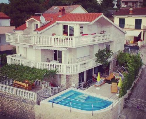 Okrug Donji House | Villa Anita: Oceanfront Retreat with Hot Tub & Pet Friendly
