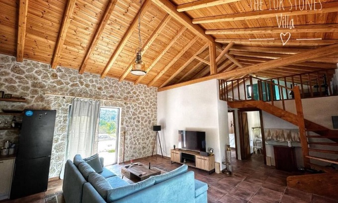 Corfu Villa | Family-Friendly Corfu Villa Steps from the Beach