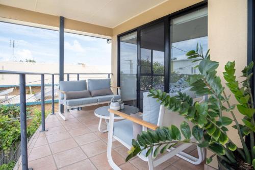 Shelly Beach House | Ideal Escape: Stones Throw to Shelly Beach, Pet Friendly!