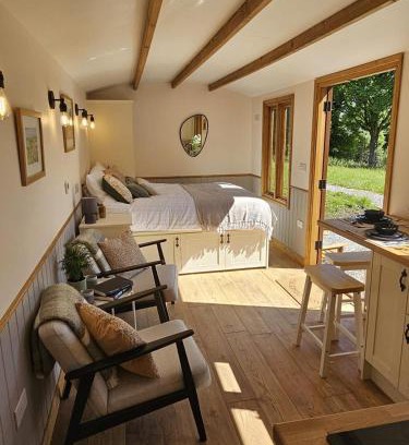 Lumbutts House | Inviting Stoodley View Shepherd Huts with Hot Tub Access
