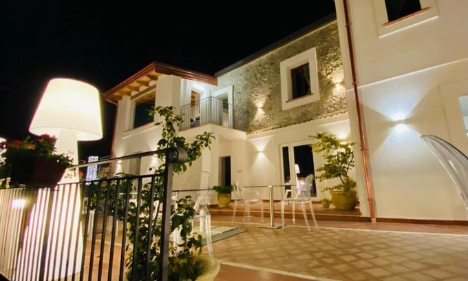 Falerna Apartment | Discover Storace s House: Pet-Friendly Family Retreat
