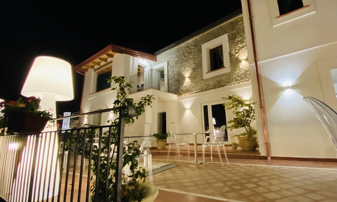 Falerna Apartment | Discover Storace's House with Kitchen Amenities