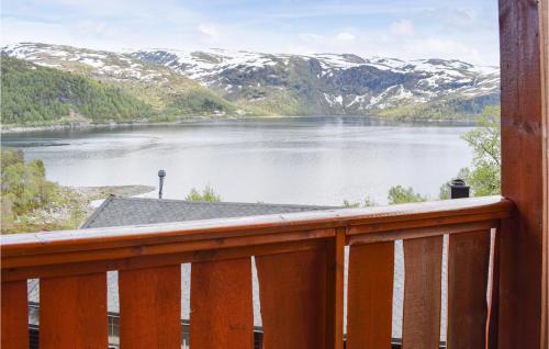 Brekke House | Stordalen: Family-Friendly 4-Star Retreat Awaits You