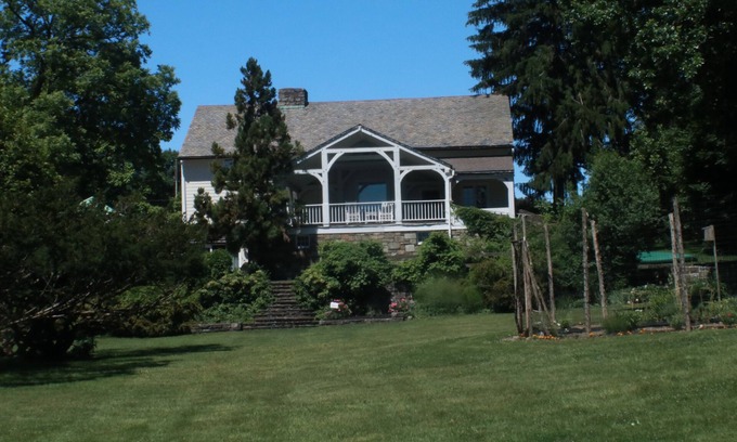 Mountainville Cabin | Escape to Storm King Lodge: Your Ideal Country Retreat