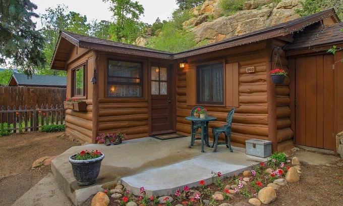 Estes Park Cabin | Exceptional Redemption Cabin: Mountain Guesthouse Retreat