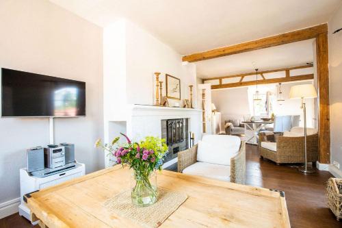 Oberstaufen Apartment | Discover Strömbergs Gunnar: Pet & Child Friendly Retreat