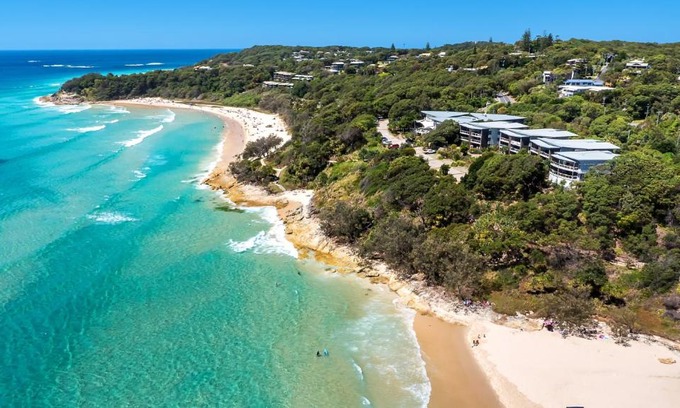 Point Lookout Hotel | Beachfront Bliss at Stradbroke Island Beach Hotel