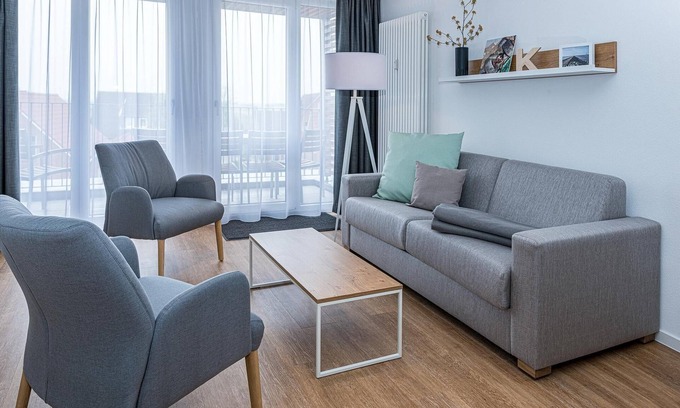Bensersiel Apartment | Cozy Oceanfront Apartment with Pool & Sauna Access