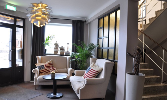 Vanersborg Hotel | Discover Strand Hotell: Wheelchair Accessible & Family-Friendly