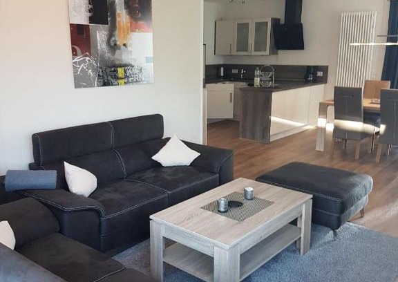 Steinwarder Apartment | Oceanfront StrandGut with Seasonal Beach Chair & Family-Friendly